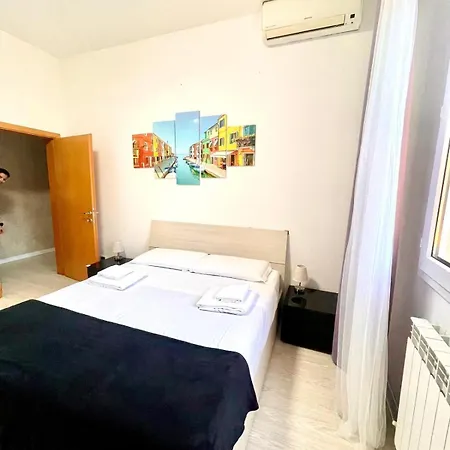 Apartment 15 - Tourist House Primaticcio - Self Check-in Bologna