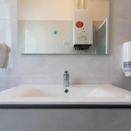 15 - Tourist House Primaticcio - Self Check-in Apartament *